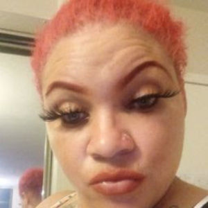 Meet your Posher, Whitney